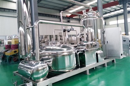 真空油炸設(shè)備廠家 解讀，奧普真空低溫油炸機，質(zhì)量可靠有保障